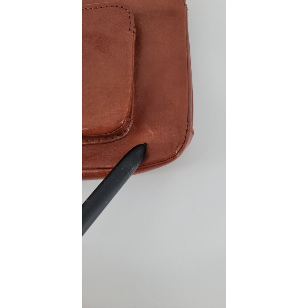 HOBO International Crossbody In Polished Leather Convertible to a Wristlet - Picture 8 of 8